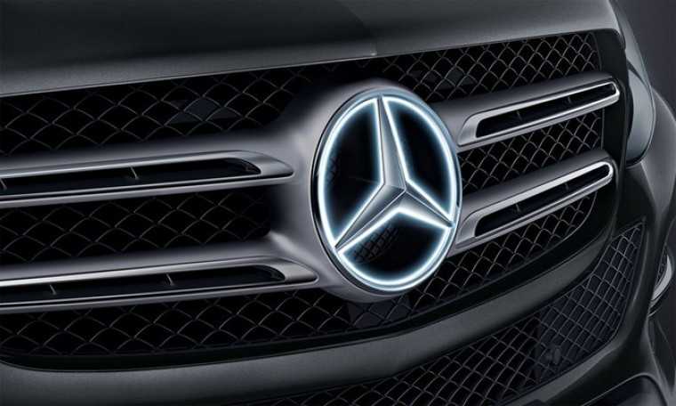 Hơn  xe Mercedes phải triệu hồi do lỗi logo phát sáng - Blog Xe Hơi  Carmudi