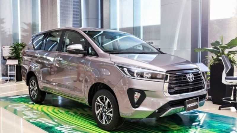 Kích thước xe ô tô 7 chỗ - Toyota Innova