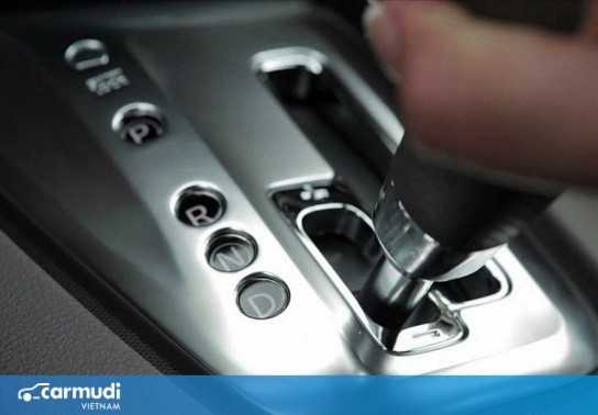 Sử dụng phanh ô tô như thế nào cho đúng?