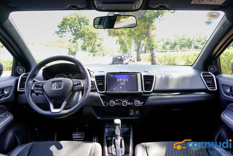 Bảng táp-lô bảng điều khiển của xe hơi Honda City carmudi vietnam