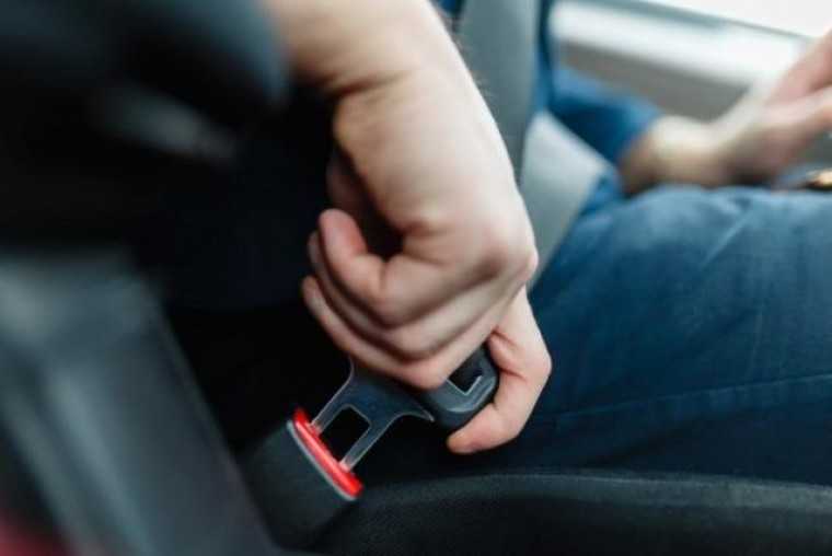 Top 5 kỹ năng lái xe an toàn cho tài xế mới