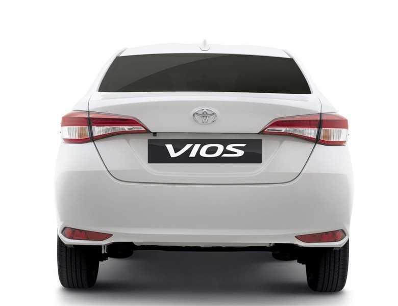 Đuôi xe Vios vẫn duy trì trì thiết kế tương tự phiên bản đang mở bán tại Đông Nam Á.