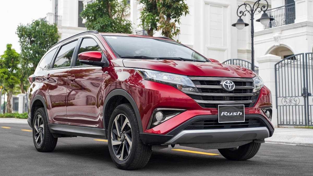 Toyota Rush giá 668 triệu đồng
