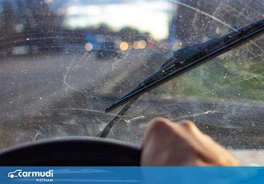 Quan sát nhanh các bộ phận này của xe trước khi khởi hành
