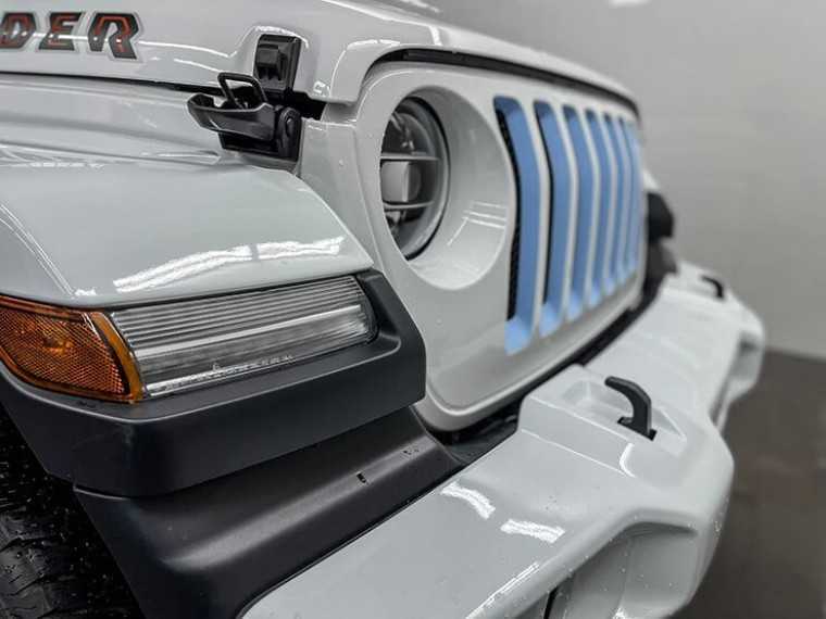 Jeep Wrangler bản độ