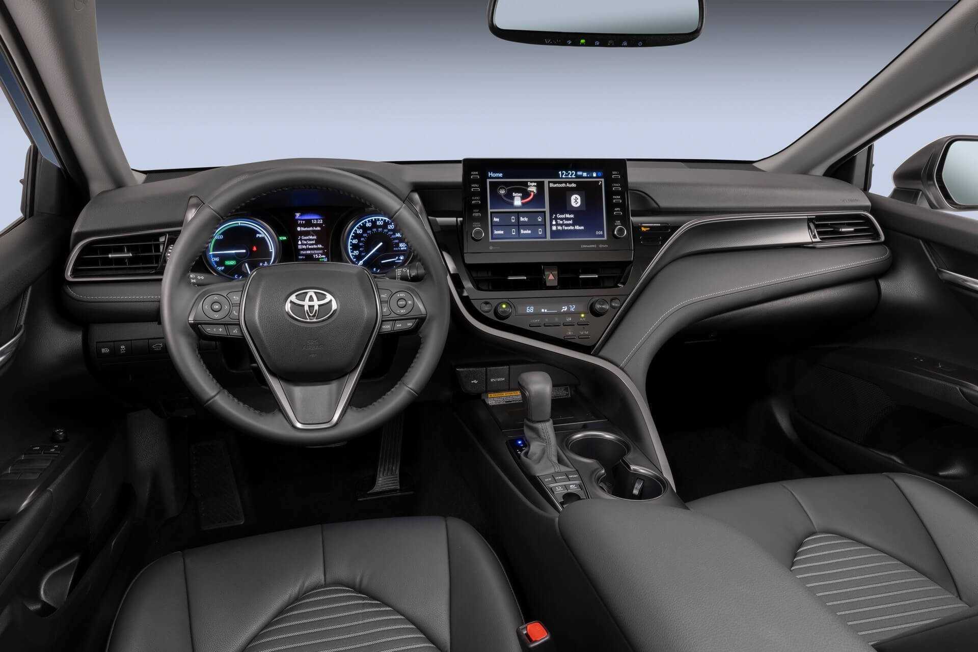 Cận cảnh Toyota Camry Nightshade Edition-7