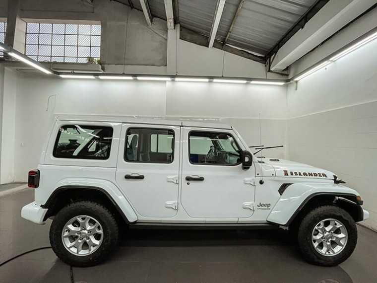Jeep Wrangler bản độ