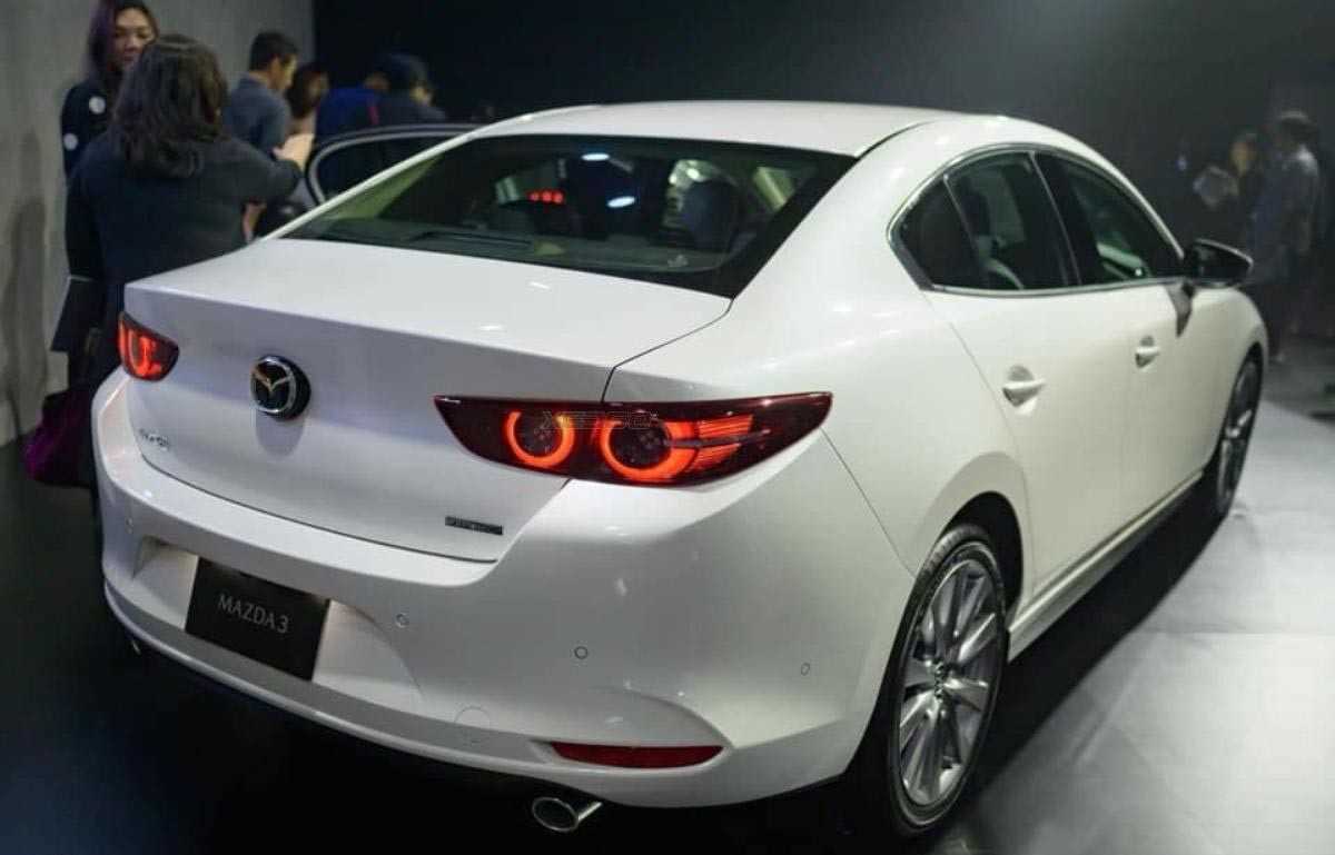 Mazda 3 2022 premium-8