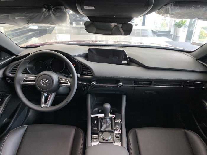 Mazda3 1.5L Luxury -5