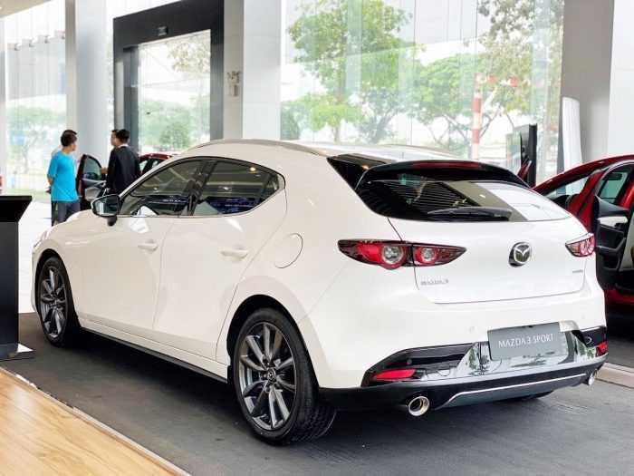  Mazda3 Sport 1.5L Premium-4