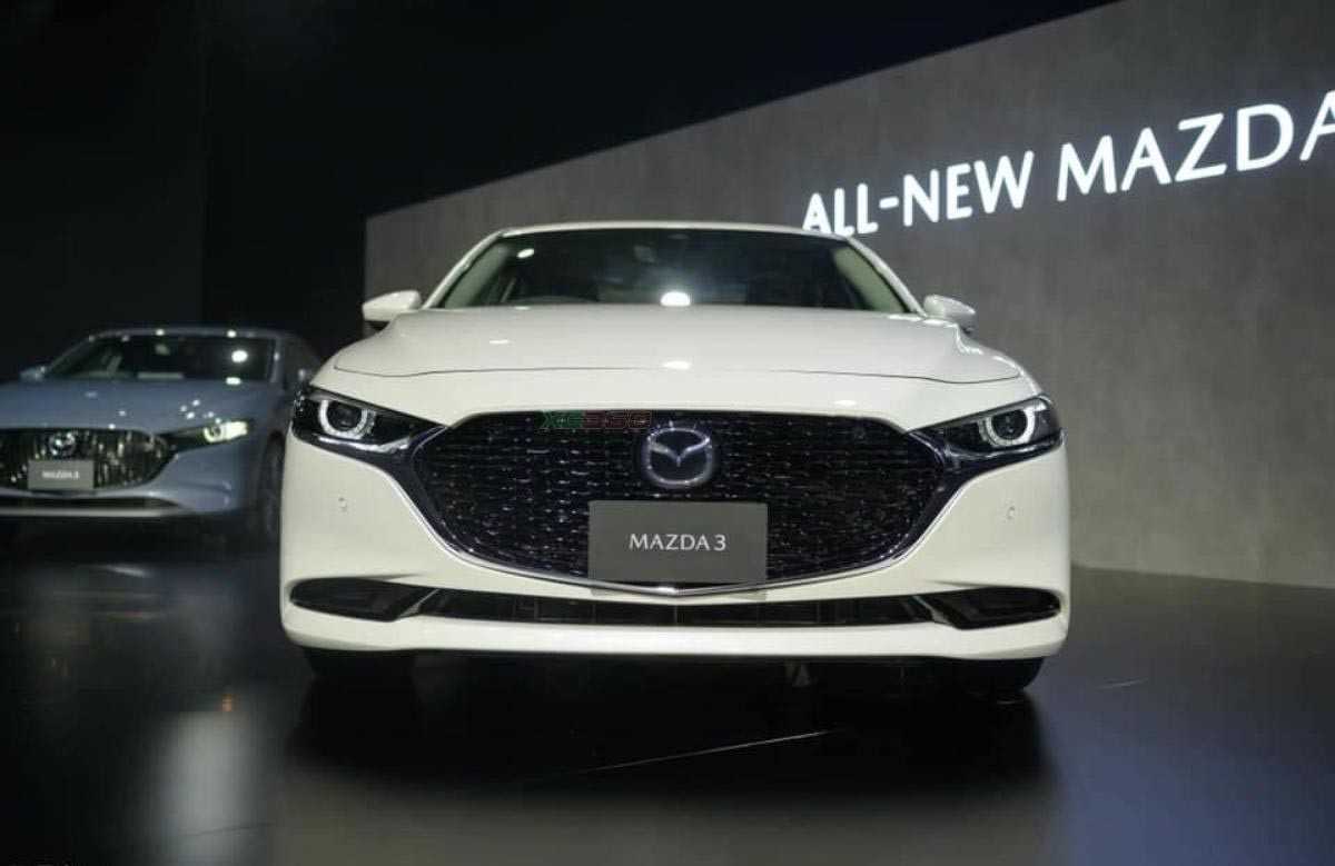 Mazda3 1.5L Premium-1