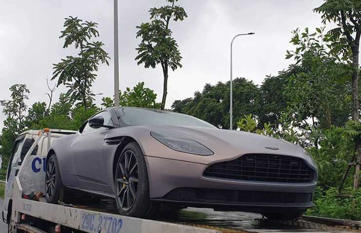 Bộ đôi siêu xe Aston Martin xuất hiện tại Việt Nam-4
