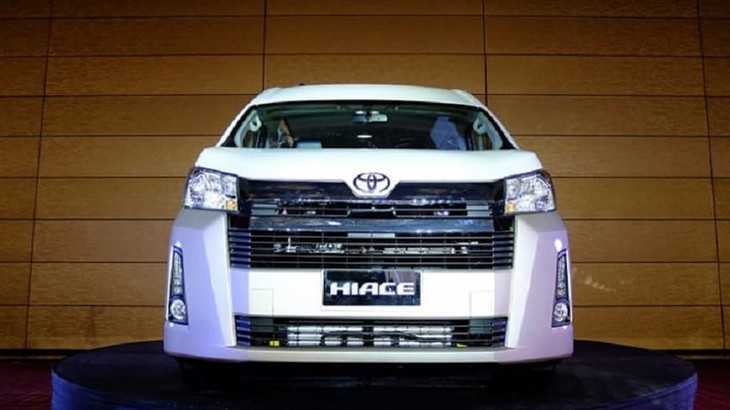Toyota Hiace-2