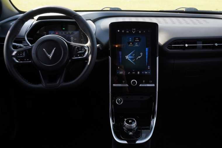 VinFast VF e34 và Hyundai Kona: chọn xe nào với 700 triệu-3