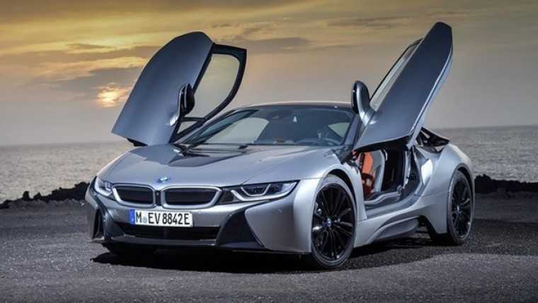 Bạn có nên sở hữu chiếc siêu xe BMW i8 hay không Hãy đọc bài viết