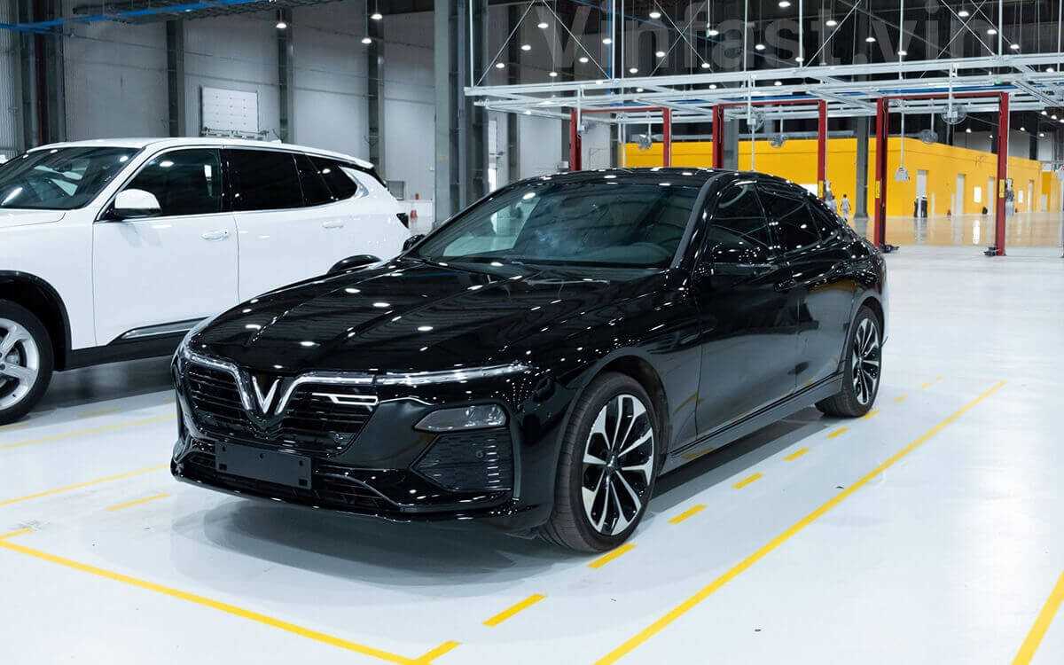 Vinfast Lux 2.0: Giá bán, Hình ảnh và thông số 2023