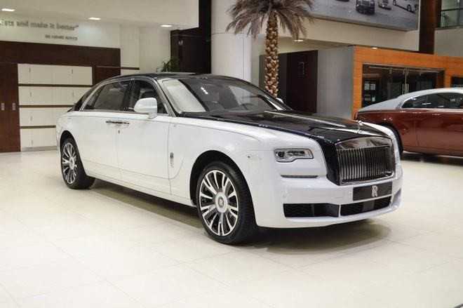 Rolls-Royce Ghost EWB 2023: giá bán, hình ảnh và thông số