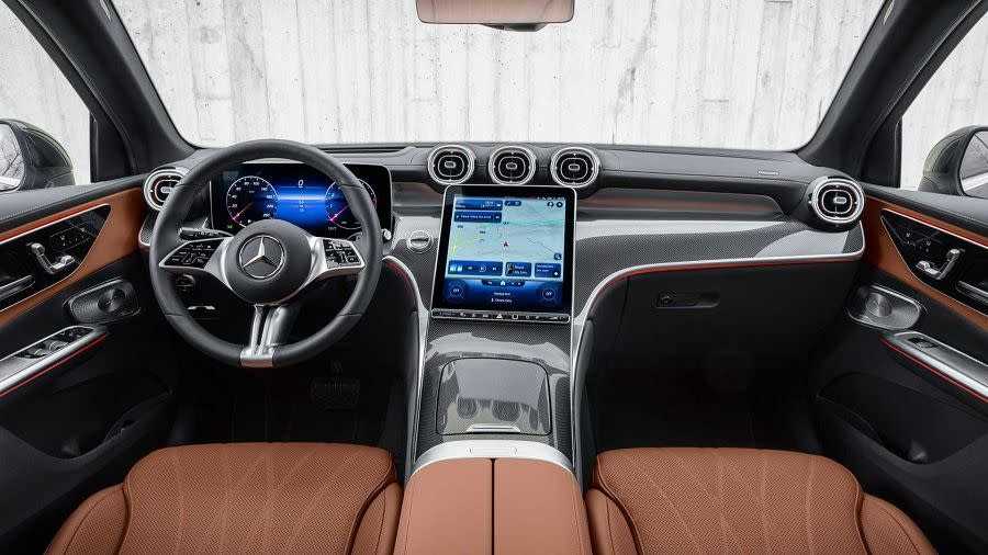 Mercedes GLC 300: Giá và thông số kỹ thuật 2023
