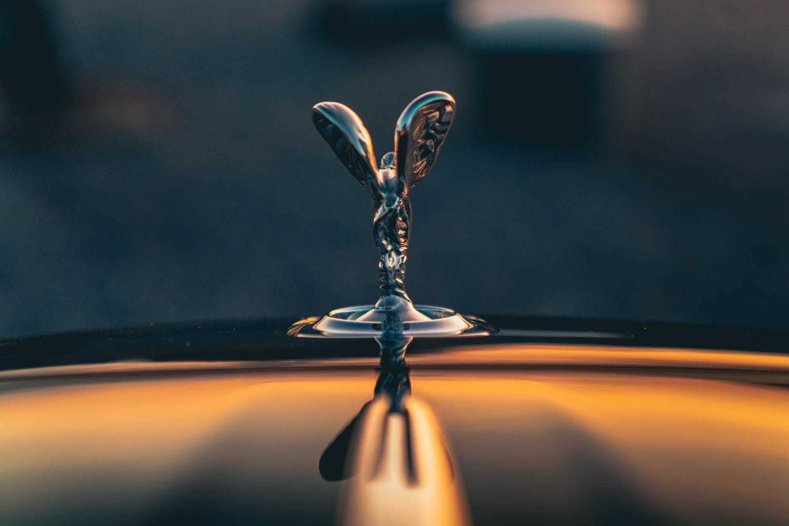 Soul of Ecstasy - Biểu tượng Logo Rolls Royce