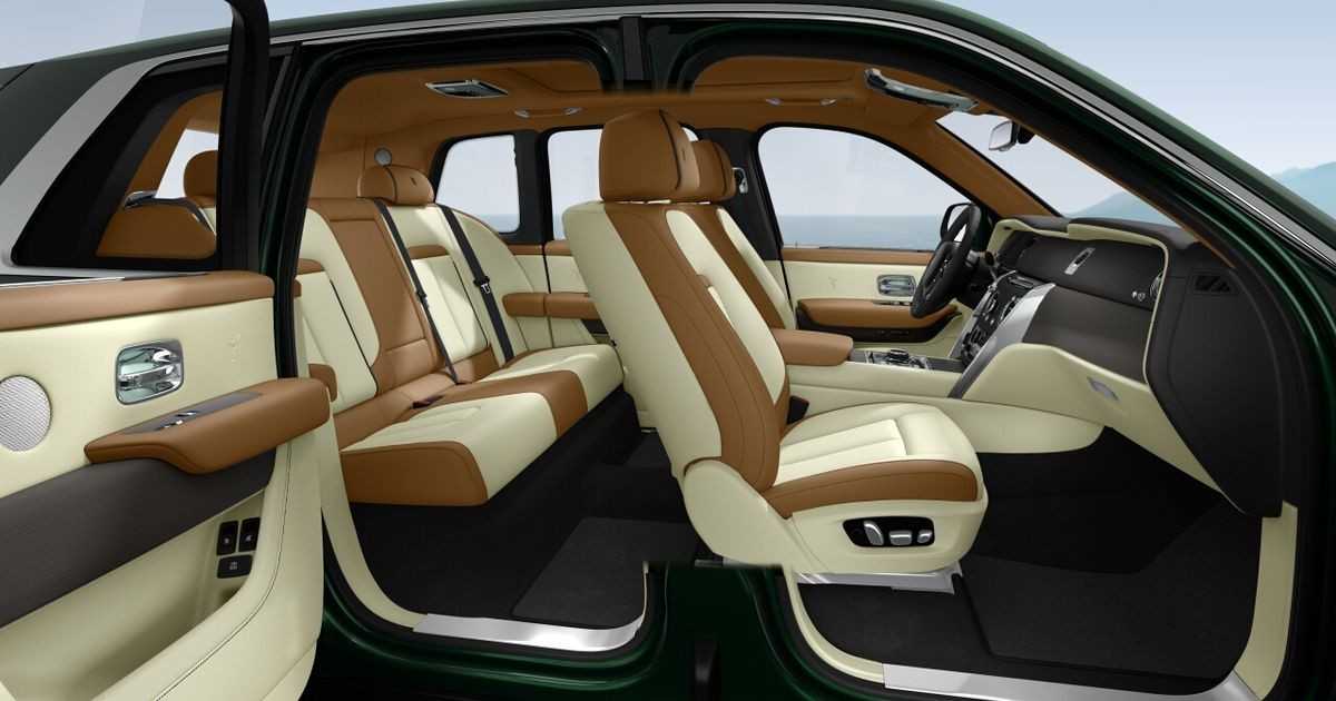 Rolls-Royce Cullinan SUV: giá và thông số kỹ thuật cho năm 2023