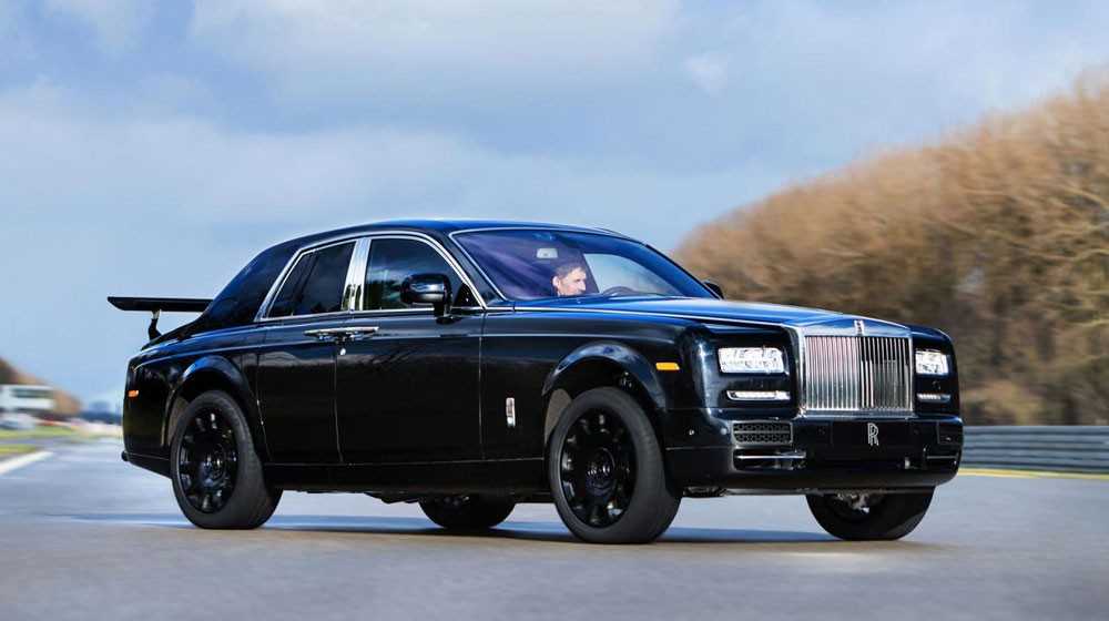 Rolls-Royce Cullinan SUV: giá và thông số kỹ thuật cho năm 2023