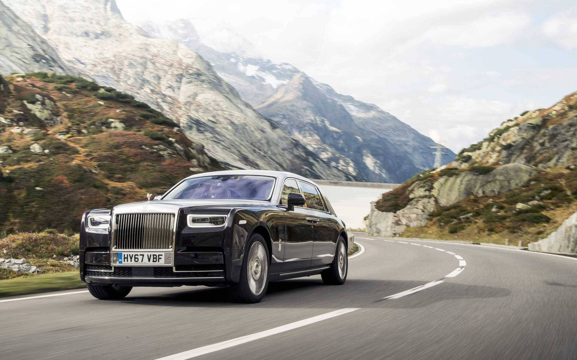 Rolls Royce Phantom 8: Giá bán & Thông số 2023