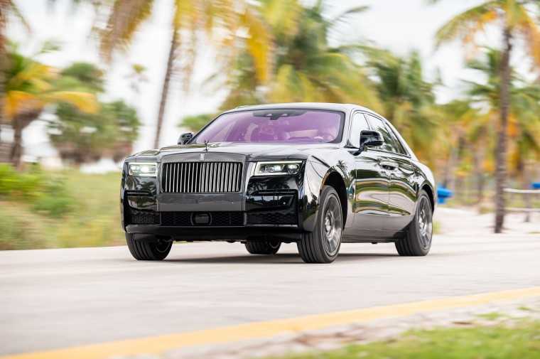 Cập nhật bảng giá xe Rolls Royce mới nhất năm 2020