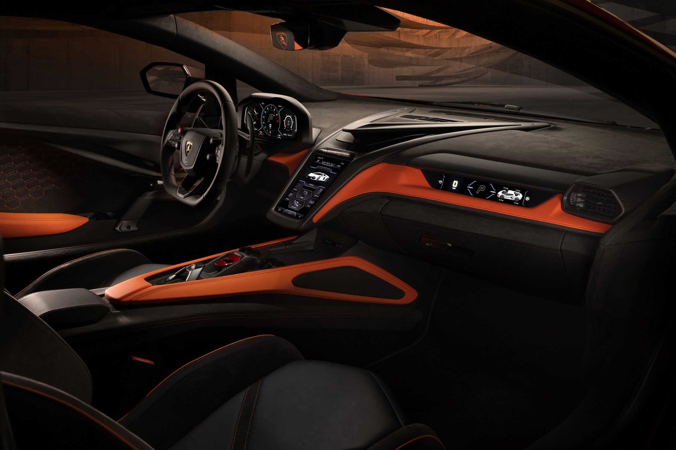 Lamborghini Revuelto 2024