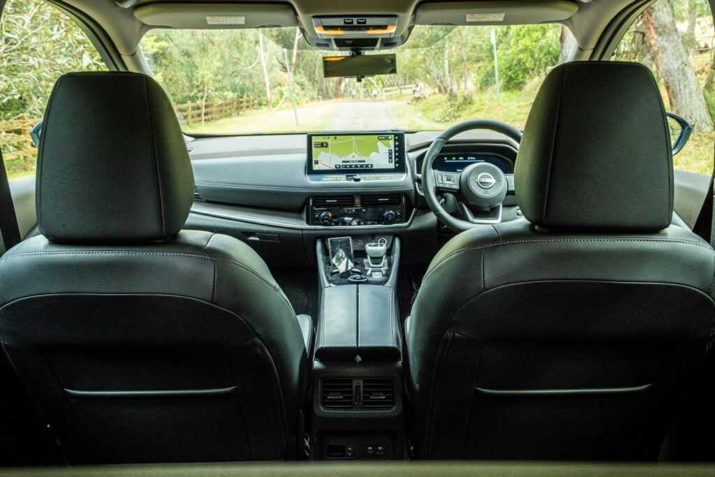 Đánh giá Nissan X-Trail Ti 2023 - Sự trở lại hoành tráng của thương hiệu Nhật Bản
