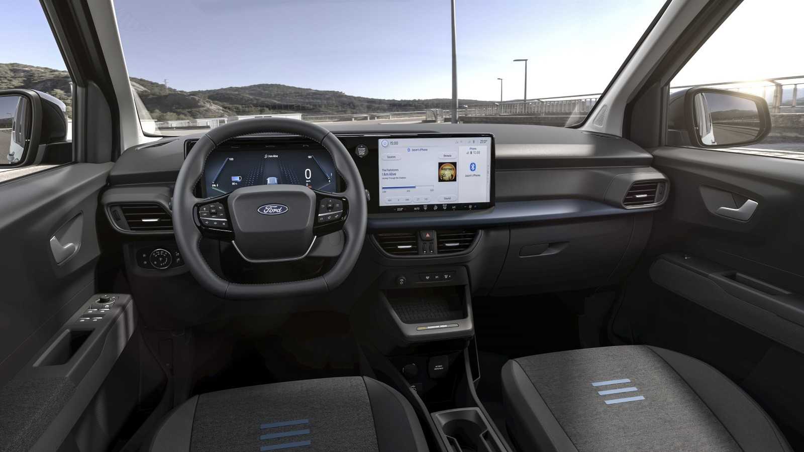 Ford Tourneo Courier: Công nghệ tương lai cùng với tính thực dụng hiện tại