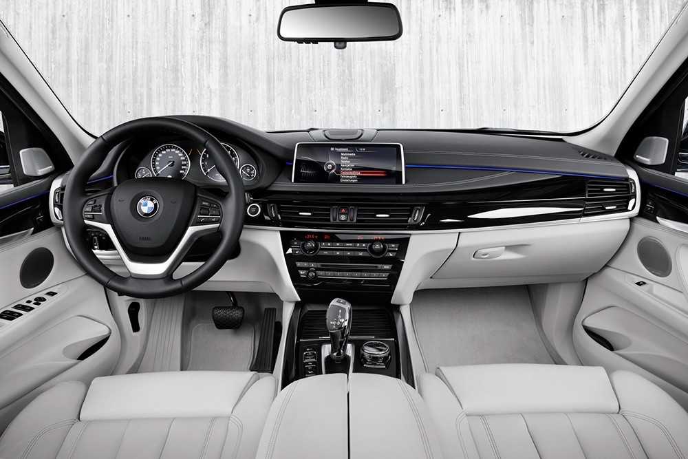 Xe điện BMW X5: Sự tiến bộ trong công nghệ xanh