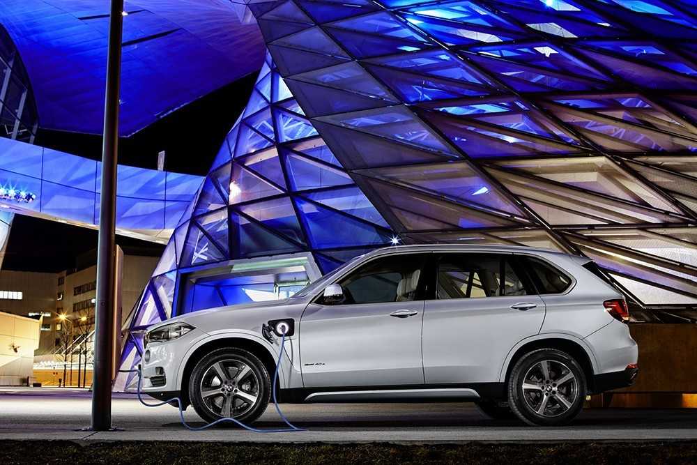 Xe điện BMW X5: Sự tiến bộ trong công nghệ xanh